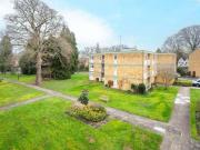 Chobham Road, Woking, GU21