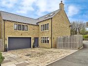 Church Grove, Diggle, 5 Bedroom Detached