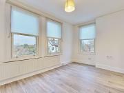 Churchfield Road, Ealing W13, 1 bed flat to rent, £1,550...