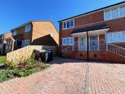 Churchill Gardens, Poole BH12, 2 bed property to rent,...