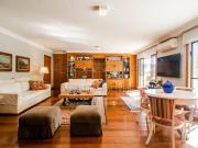 Cidade Jardim | Casa com 620 m² | 4 suítes e 4 vagas!