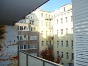 City Appartement mit großem Balkon 300 m vom 1. Bezirk...