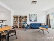 City Edge Elegance Opposite the Royal Botanic Gardens City Edge Elegance Opposite the Royal Botanic Gardens