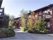 City Fringe 2 bedroom townhouse in well maintained...