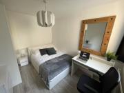 City Haven King En suite & Double Room + Parking
