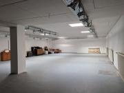 City Lage: Ladengeschäft mit angrenzender Halle....