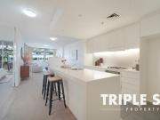 CITY LIVING IN THE HEART OF KING STREET WHARF