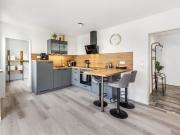 City oasis with balcony, Kiel Amsterdam Apartments for Rent