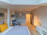 City Residence: Helles modernes Apartment in beliebter Lage