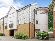 City Wall Avenue, Canterbury CT1, 2 bed flat to rent,...