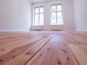 City West großzügige Stuckaltbauwohnung bezugsfrei!