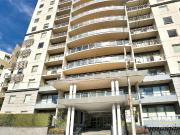 “Citygate: Three Bedroom Apartment in an Unbeatable and...