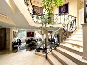 CIUDAD SATELITE EN PRIVADA CASA CON JARDÍN EN VENTA