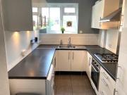 Clapham 2 Bed flat, with separate home office