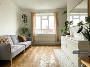 Clapham Common, London, SW4 2 bed flat to rent £2,300...
