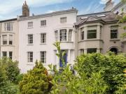 Clapham Common North Side, London, 18 Bedroom Block