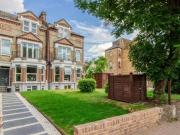 Clapham Common North Side, London, 3 Bedroom Apartment