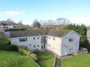 Clappentail Court, Lyme Regis, 2 Bedroom Apartment