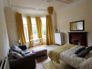Clarence Drive, Glasgow G12, 3 bed shared accommodation...