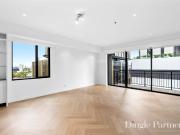 Clarendon Towers – Stylishly Refreshed Living in the...