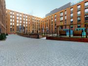 Classic 4 Bed Ensuite B Has an Apartment