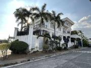 Classic 4 Bedroom Corner House and Lot for Sale in Vista...
