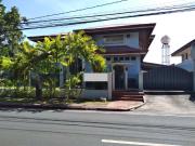 Classic 4 Bedroom House and Lot for Sale in Alabang...