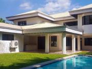 Classic 5 Bedroom House and Lot for Sale in Dasmarinas...