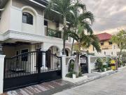 Classic and Spacious 5 Bedroom House and Lot for Sale in...