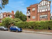 Classic Apartment in Established Block