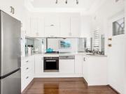 CLASSIC ART DECO, PRIZED LOCATION