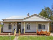 Classic Cottage, Prime Position, Endless Potential