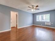 Classic Courtyard Building on Venice Blvd – Secure,...