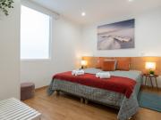 Classic Cozy Flat w/ Prime Location