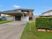 Classic Highset Charm with Space Underneath