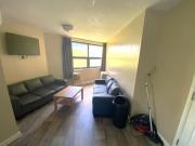 Classic House, Stokes Croft, 7 Bedroom Flat