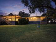 Classic Hunter ranch style home on 1,943sqm in sought...