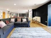 Classic Studio B Has an Apartment