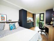 Classic Studio V Has an Apartment