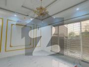 Classic Yet Contemporary | Elegant Modern 1 Kanal House... Classic Yet Contemporary | Elegant Modern 1 Kanal House...