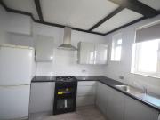 Claybury Broadway IG5, 3 bed flat to rent, £2,000 pcm |...