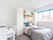 Clayton Court, Queen's Road NG9, 2 bed shared...