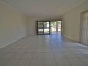 Clean 2 Bedroom House in Plattekloof for rent