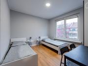 Clean and renovated apartment in Charlottenburg, Berlin...