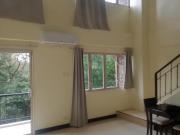 Clean Nice Semifurnished 1BR Loft Type Unit at Tuscany,...