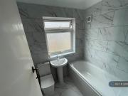 Clevedon Gardens, Hounslow, 3 Bedroom Semi detached