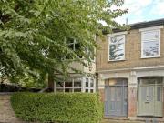 Cleveland Park Crescent, Walthamstow, 1 Bedroom Flat