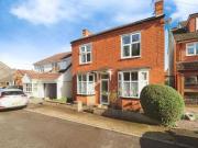 Cliffe Road, Birstall, 3 Bedroom Detached