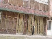 cll 8 # 81 41 casa Valladolid