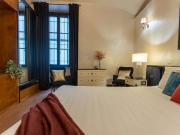 Cloe Hidden Suite